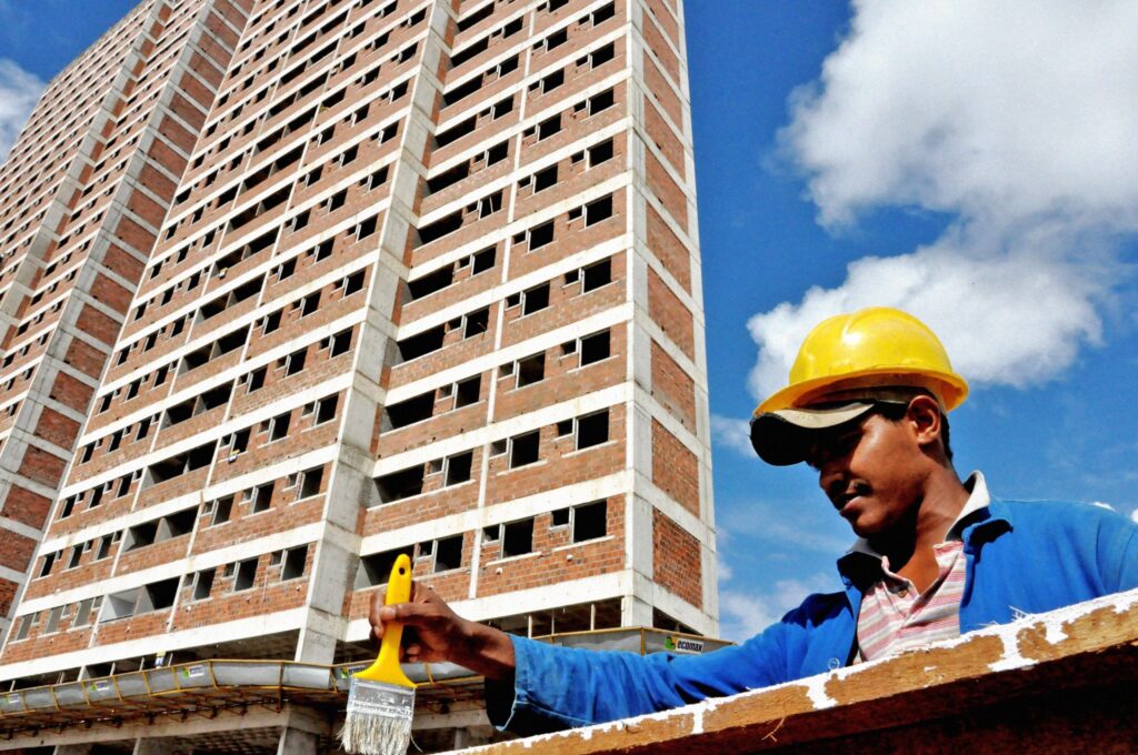 A classe trabalhadora e a luta por moradia digna