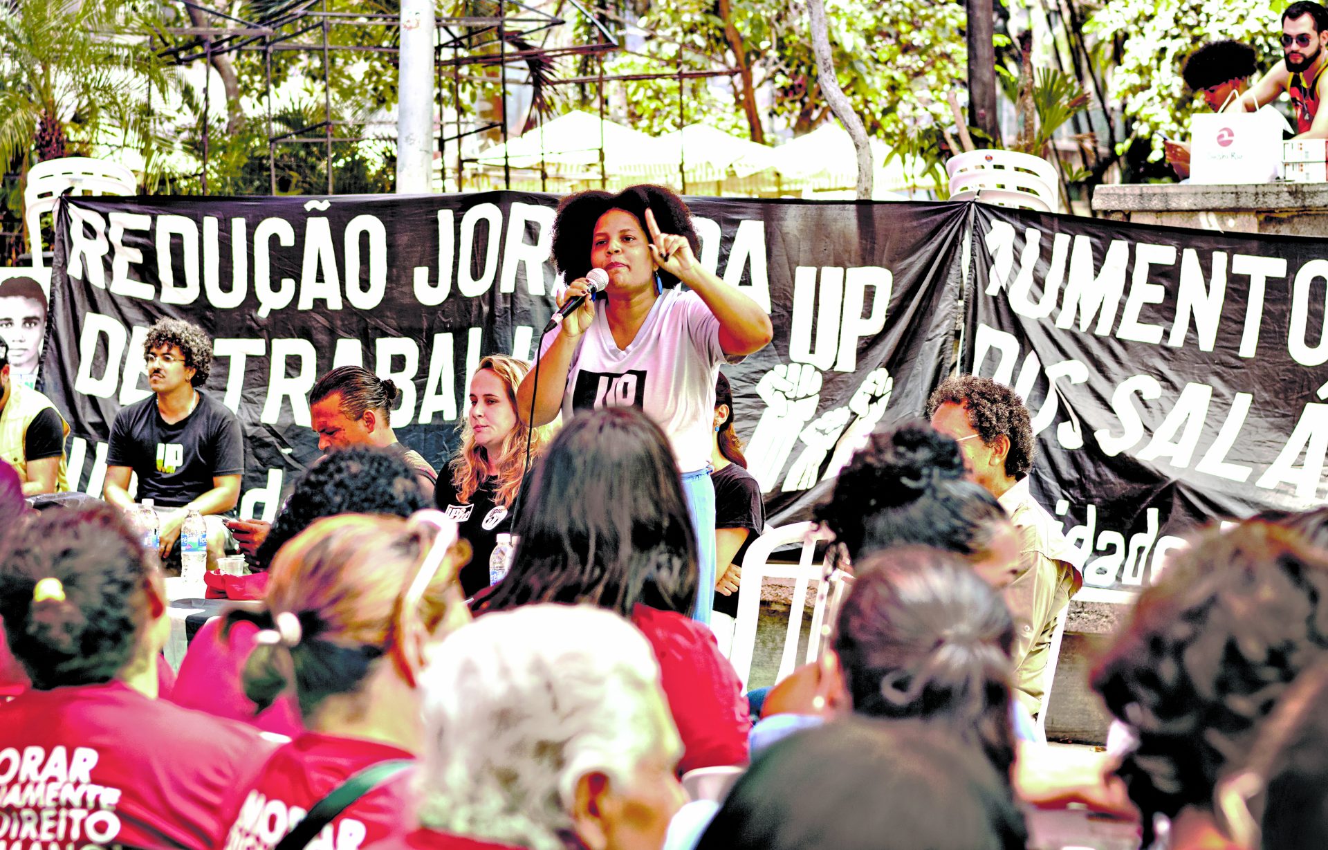 UNIDADE POPULAR. Samara defende programa socialista para o país em ato no Rio. Foto: JAV/RJ