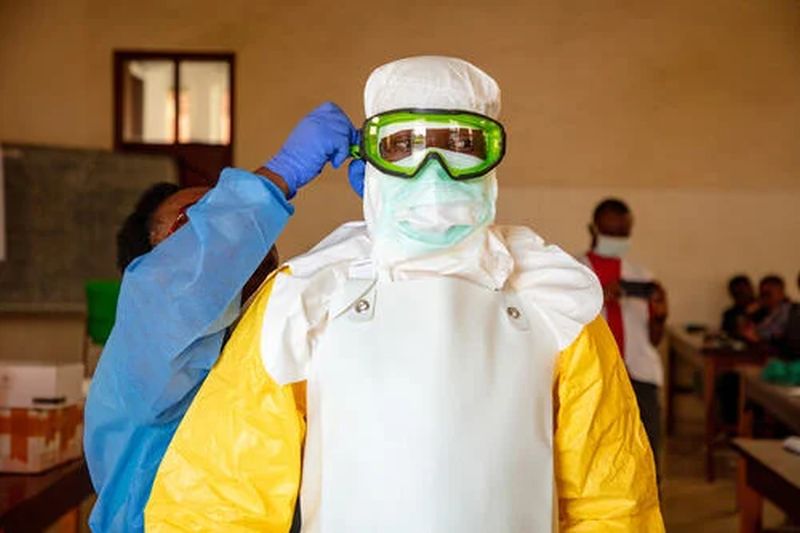 OMS confirma primeira cura de paciente pela cepa do ebola na República Democrática do Congo OMS confirma primeira cura de paciente pela cepa do ebola na República Democrática do Congo