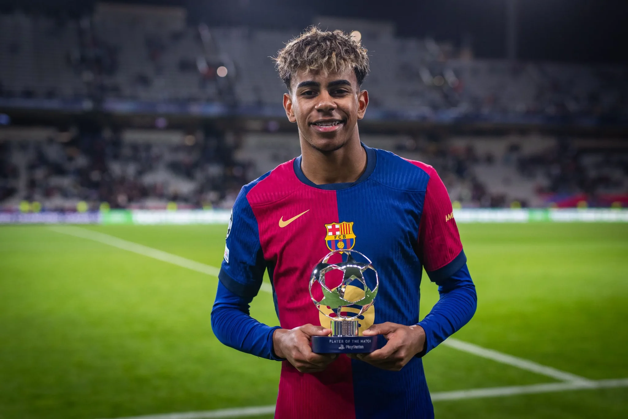 Seleções africanas, na Copa 2026, são formadas por jogadores nascidos na Europa 5 selecoes-africanas-na-copa-2026-sao-formadas-por-jogadores-nascidos-na-europa-lamine-yamal-estrela-do-barcelona-e-da-selecao-da-espanha-tem-nacionalidade-marroquina-reproducao-fc-barcelona-tvt-news