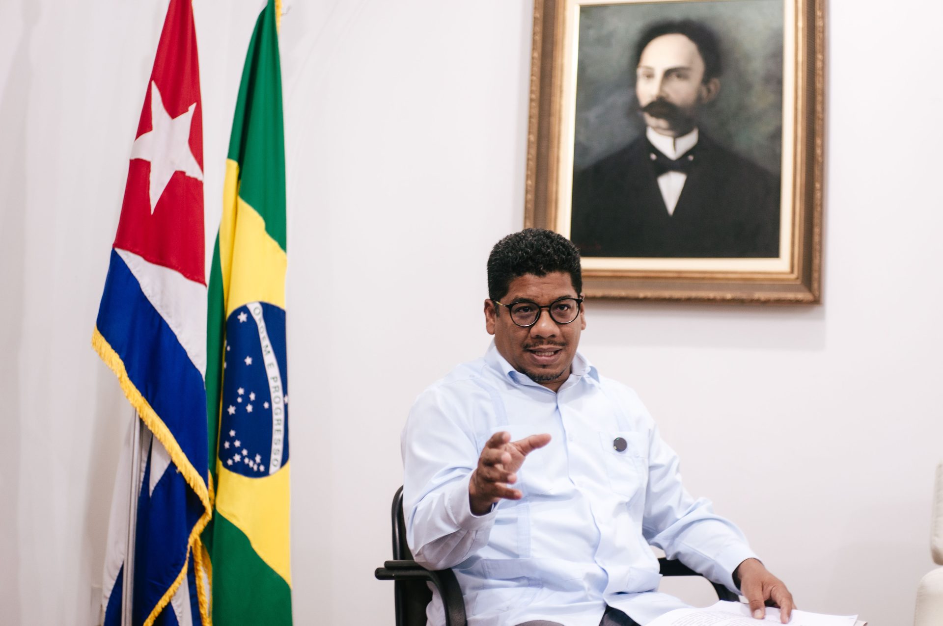 EMBAIXADOR VICTOR CAIRO. “Cuba não quer uma guerra, Cuba quer paz e vai defender-se”. Foto: Donavan Sampaio (JAV/DF)