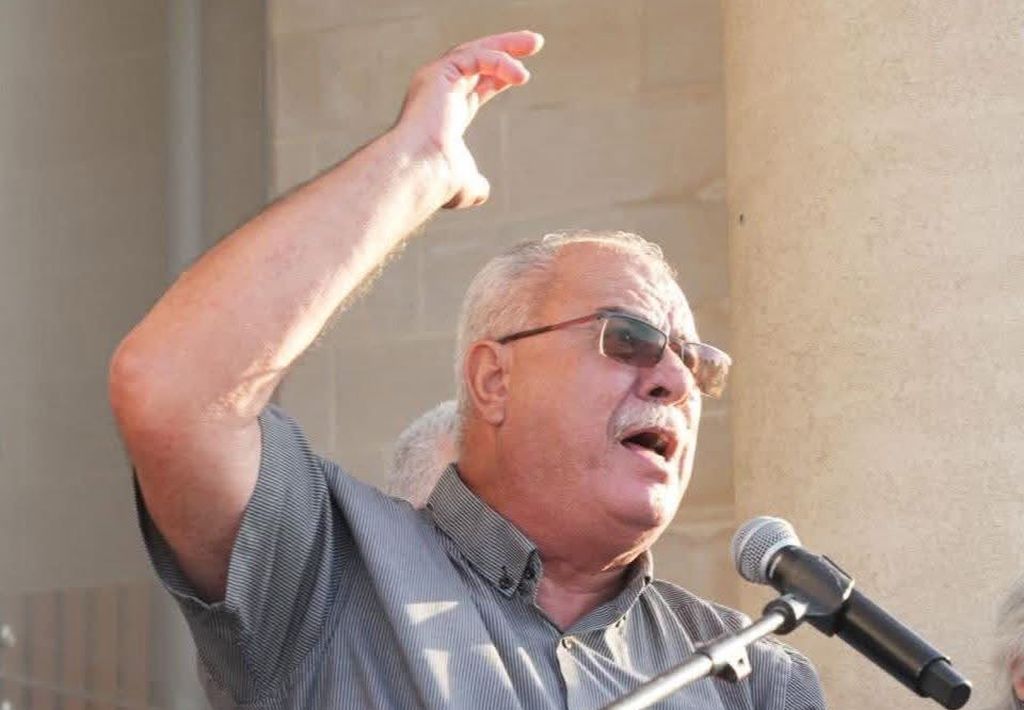 Ex-deputado árabe-israelense Mohammad Barakeh é detido e interrogado em Israel