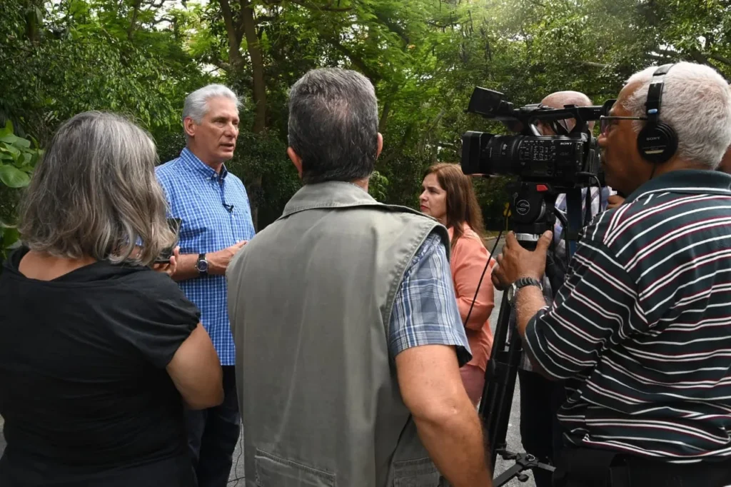 Díaz-Canel anuncia reformas econômicas em Cuba e abertura a investimento estrangeiro para enfrentar EUA Díaz-Canel anuncia reformas econômicas em Cuba e abertura a investimento estrangeiro para enfrentar EUA