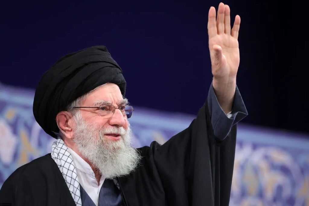 Irã prepara cerimônia fúnebre de Ali Khamenei e reforça segurança nacional Irã prepara cerimônia fúnebre de Ali Khamenei e reforça segurança nacional