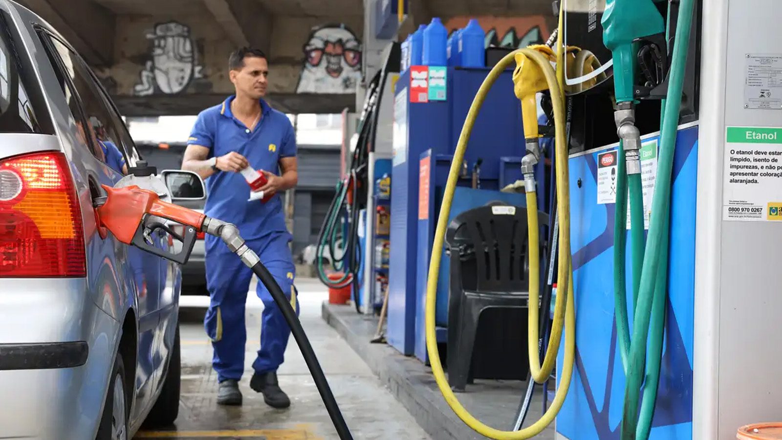 governo-comecara-a-retirar-subsidio-da-gasolina-foto-rovena-rosa-agencia-brasil