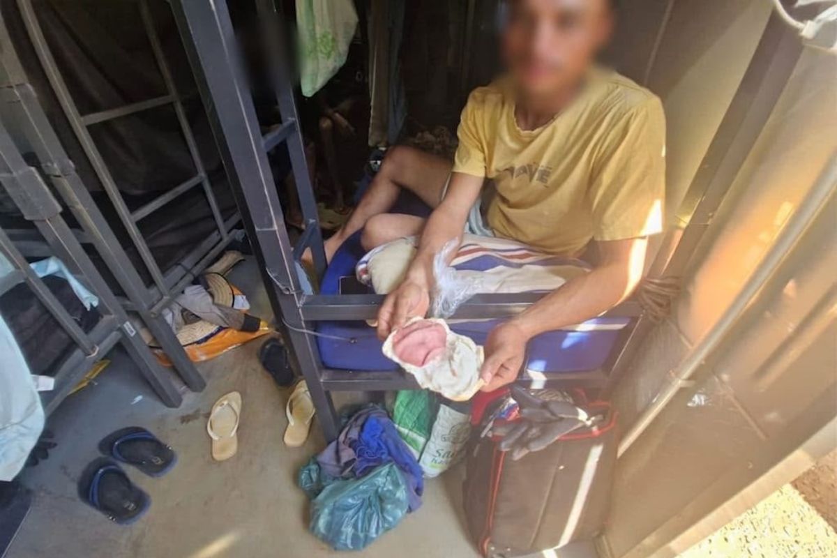 Workers were housed in shipping containers approximately 2.40 meters wide by 6 meters long, which accommodated nine people, constituting overcrowding, according to the labor inspection (Photo: Mato Grosso Regional Labor Superintendency)