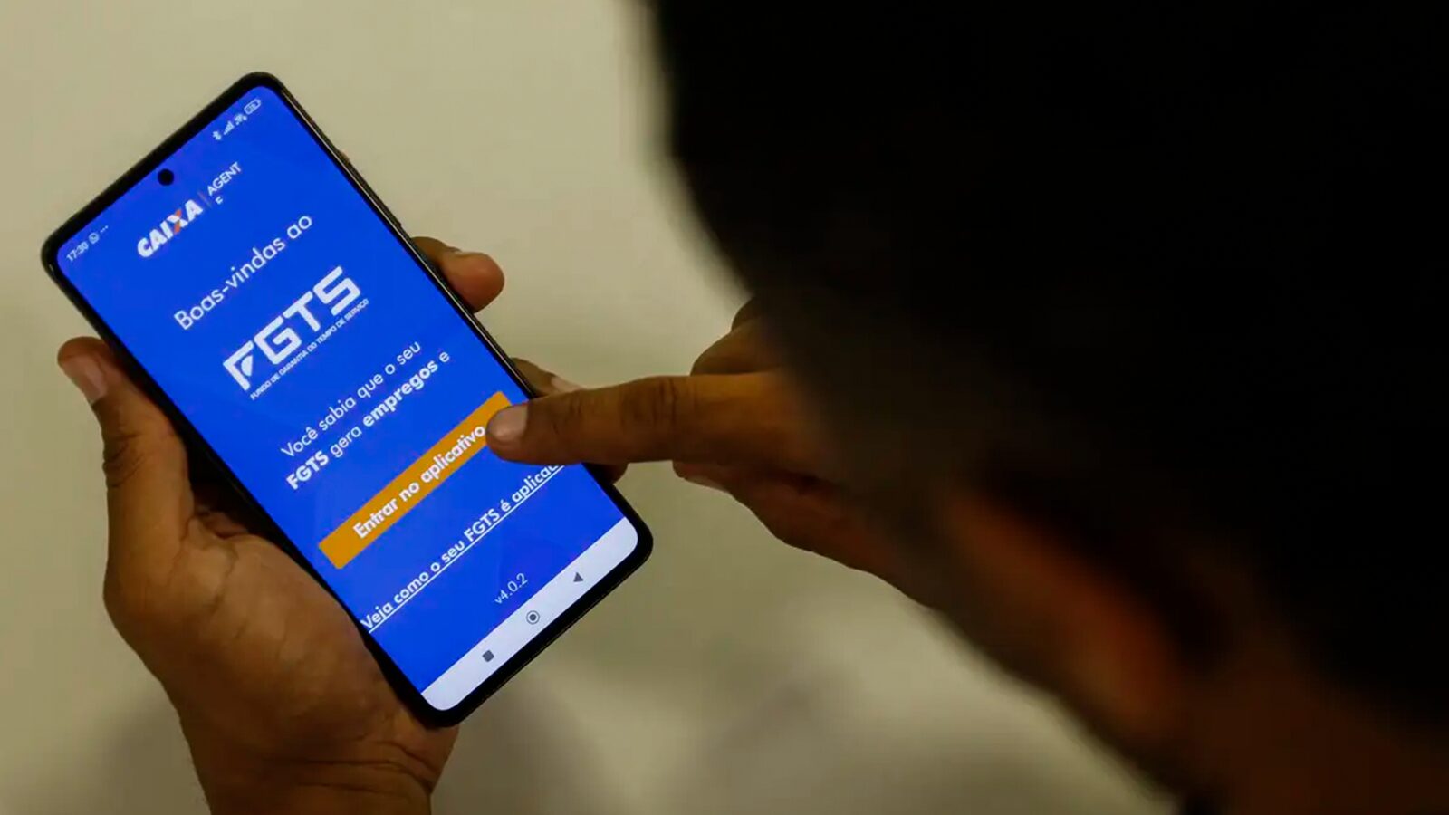 Conselho do FGTS autoriza pagamento de R$ 13 bilhões aos trabalhadores; confira como checar 7 governo-libera-saldo-do-fgts-a-quem-optou-por-saque-aniversario-medida-beneficiara-12-1-milhoes-de-trabalhadores-demitidos-foto-joedson-alves-agencia-brasil-tvt-news