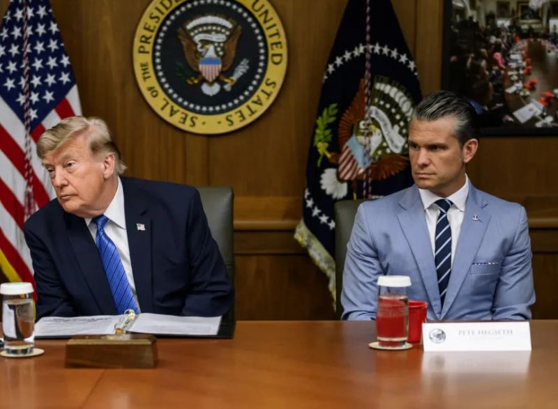 Baixo estoque de mísseis gera crise entre Trump e secretário de Defesa dos EUA, diz jornal Baixo estoque de mísseis gera crise entre Trump e secretário de Defesa dos EUA, diz jornal