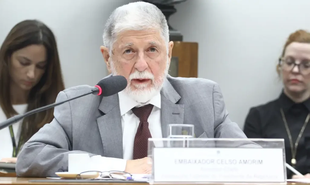 Celso Amorim rebate oposição sobre atritos com Casa Branca terem razões ideológicas