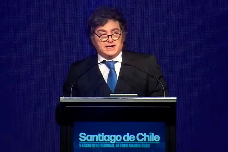 Milei defende golpe e ditadura de Pinochet durante evento da ultradireita no Chile
