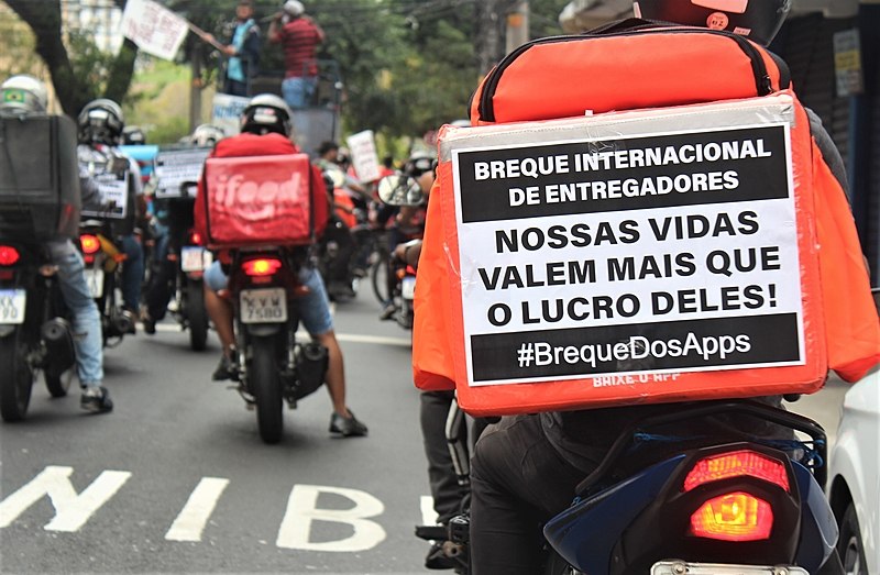 Quem paga o custo social das empresas-aplicativos? Quem paga o custo social das empresas-aplicativos?