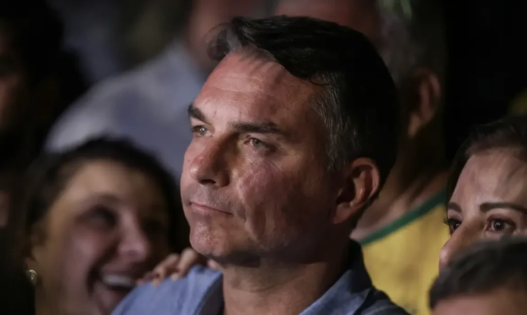 O que é ‘split payment’, mecanismo de combate a fraudes que Flávio Bolsonaro pretende extinguir se eleito O que é ‘split payment’, mecanismo de combate a fraudes que Flávio Bolsonaro pretende extinguir se eleito