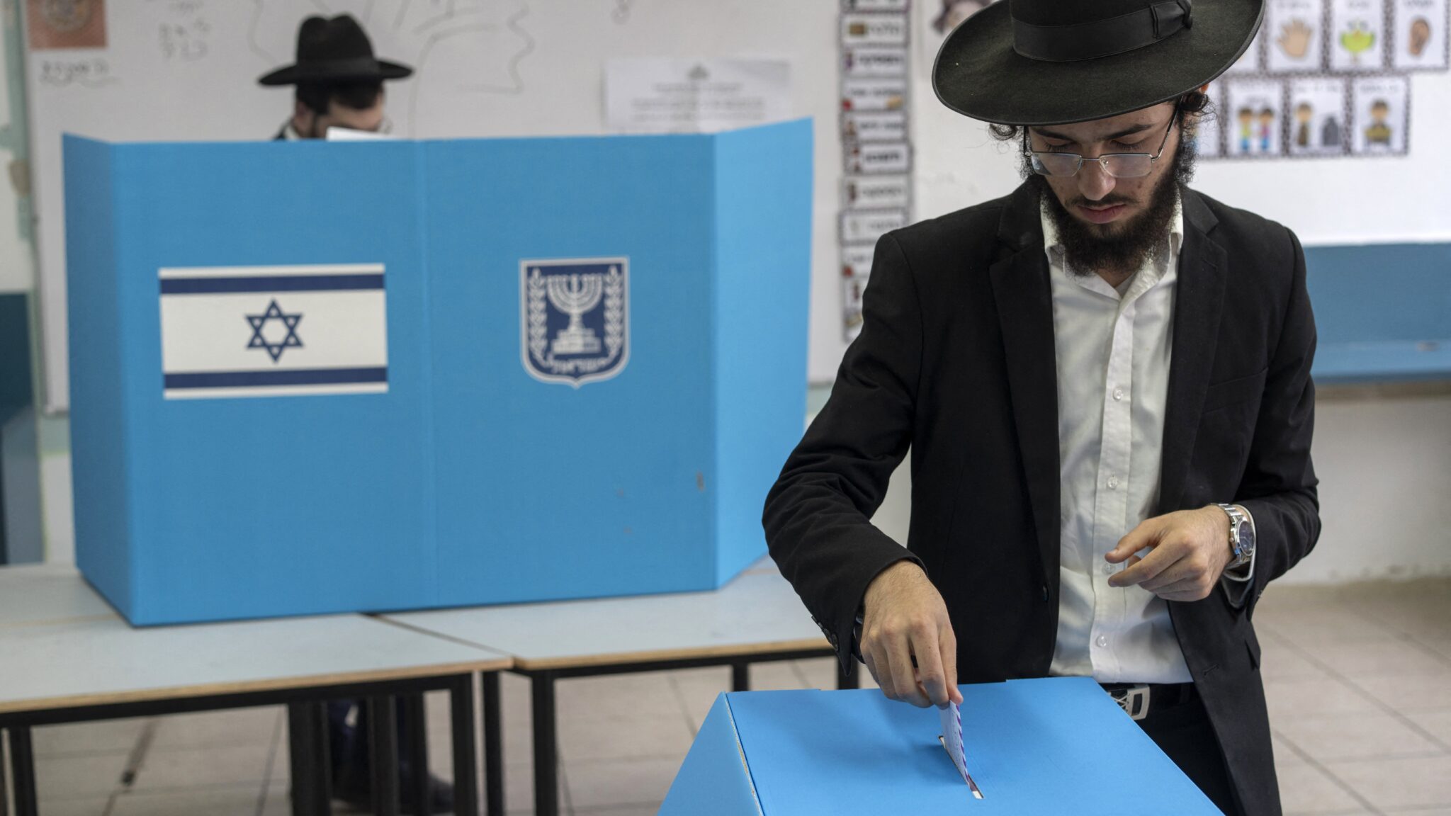 Sem maioria, presidente de Israel quer evitar novas eleições