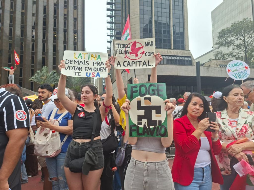 Imprensa internacional destaca mobilização pró-Lula e protagonismo da juventude nas ruas do Brasil Imprensa internacional destaca mobilização pró-Lula e protagonismo da juventude nas ruas do Brasil