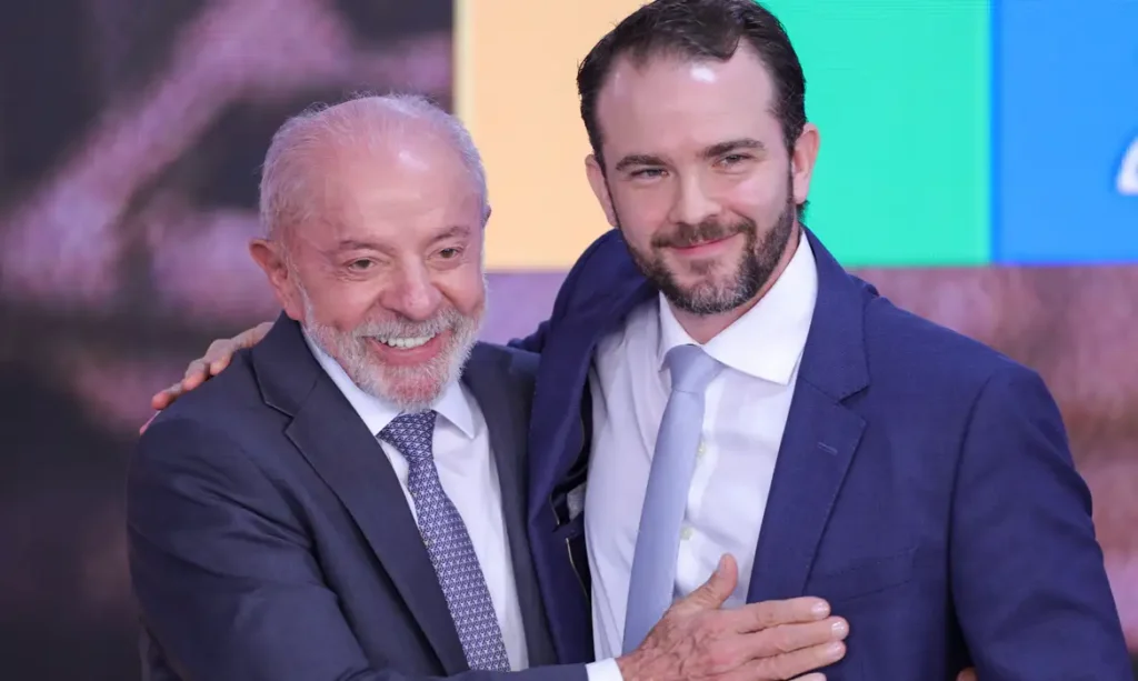 Governo anuncia pacote com perdão de dívidas e crédito para MEIs Governo anuncia pacote com perdão de dívidas e crédito para MEIs