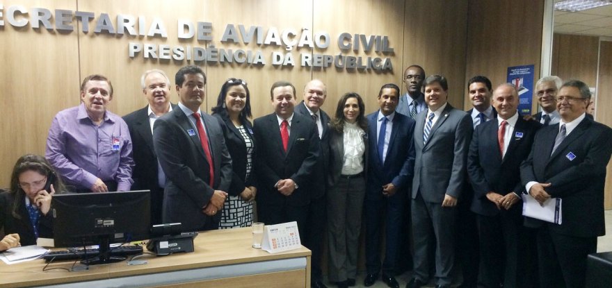 Parada discute internacionalização do Leite Lopes em Brasília